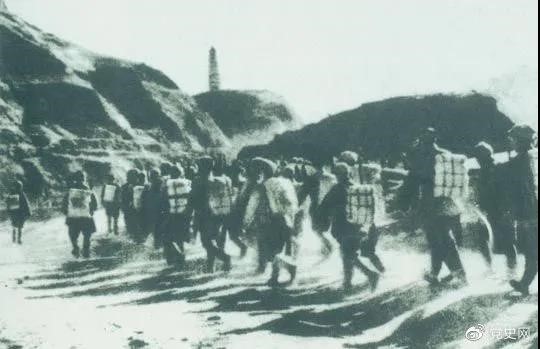 1947年3月19日，西北野戰(zhàn)軍撤離延安，進(jìn)行戰(zhàn)略轉(zhuǎn)移。